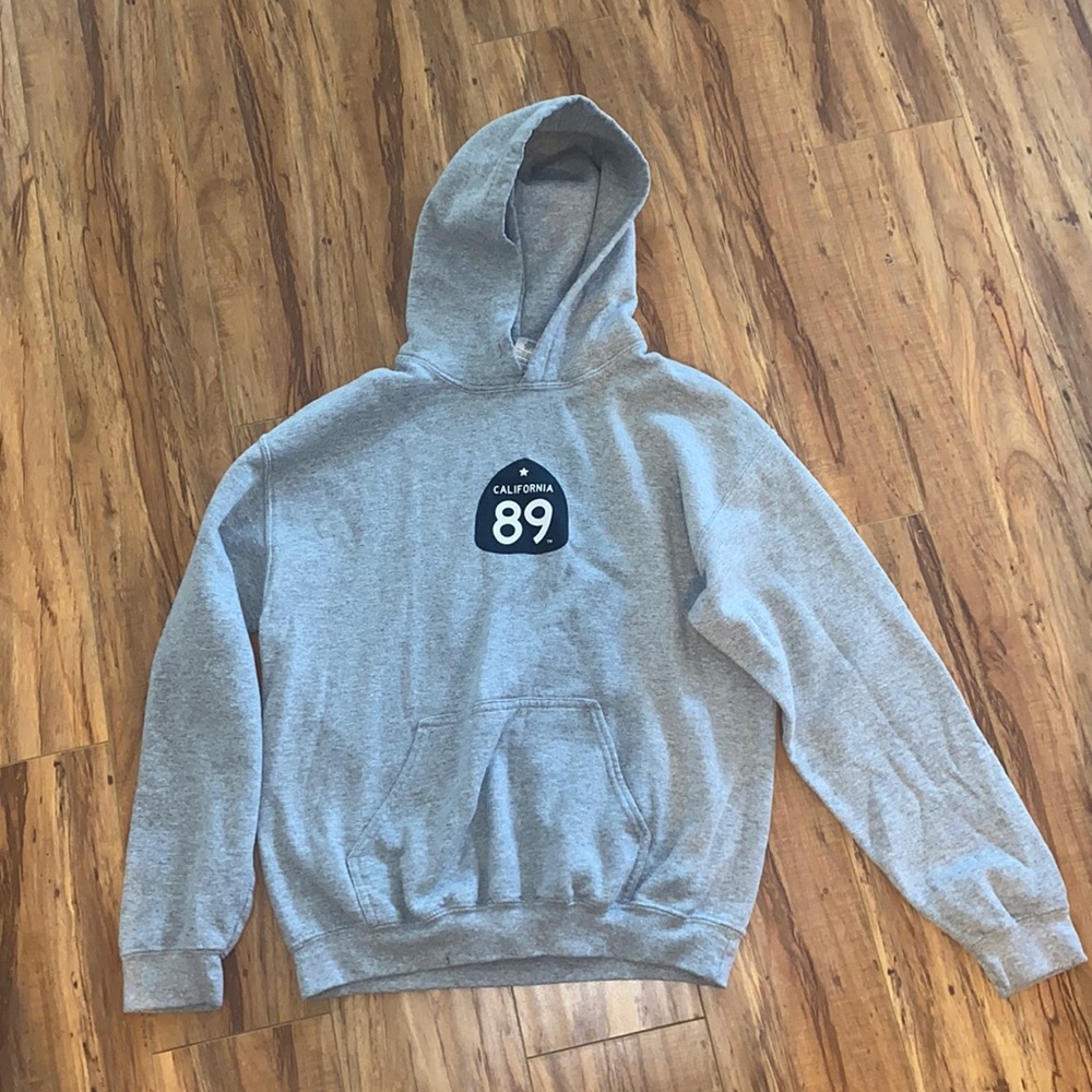 CA 89 Hoodie